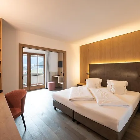 Alpenflora Hotel