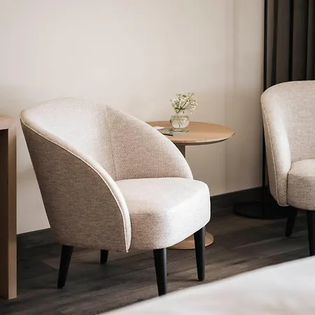 Alpenflora Hotel 4*