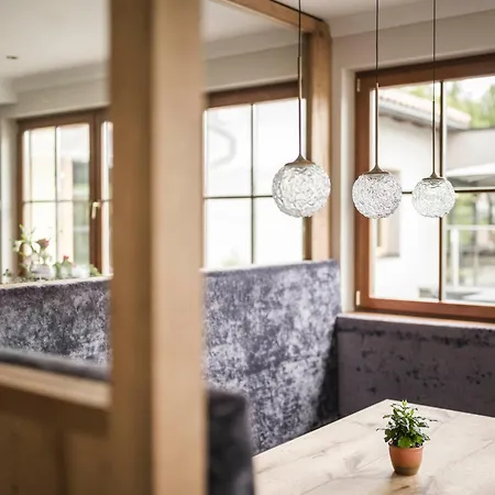 Alpenflora Hotel 4*